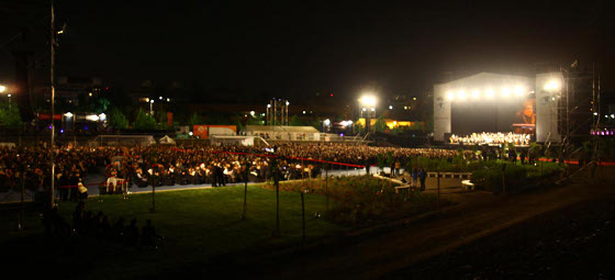 The City of Prague Philharmonic Orchestra at openair festival in Chile